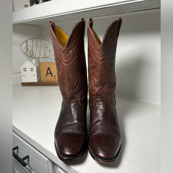 Nocona Boots Women’s 10B Brown Leather Cowboy Boots Classic Western Made in US - Picture 2 of 9